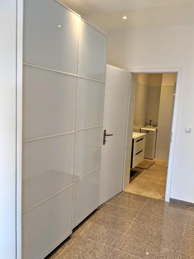 Clearvuehome - Quiet 51 M2 Studio Bratislava Slavin ภายนอก รูปภาพ